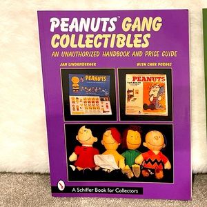 Peanuts Gang Collectibles Book